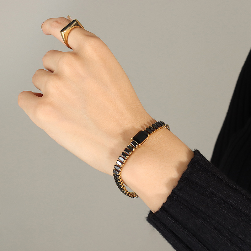 Black Bracelet -15 and 5cm