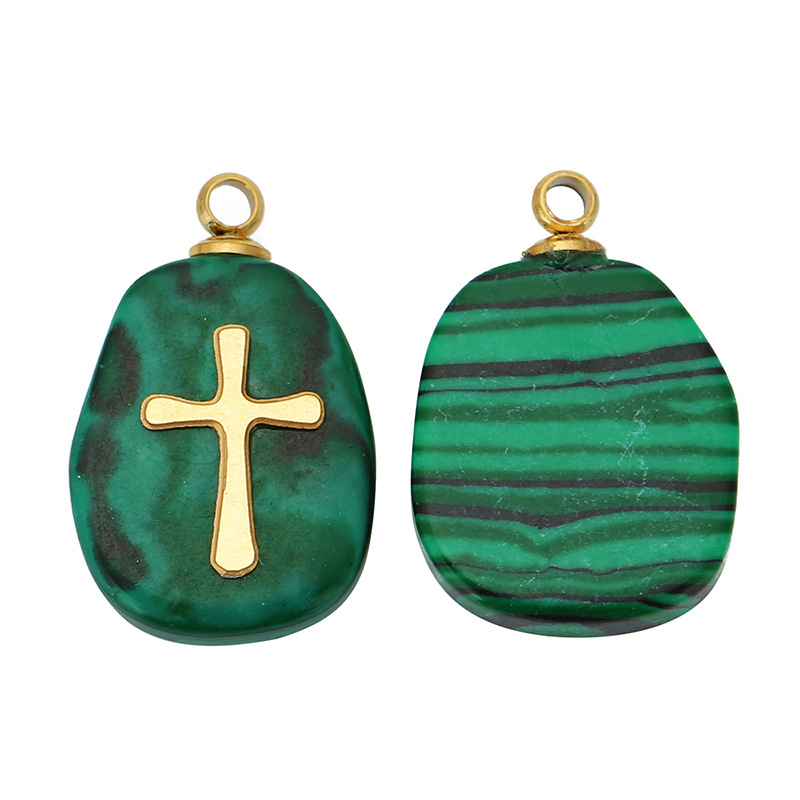 Oval - emerald green cross