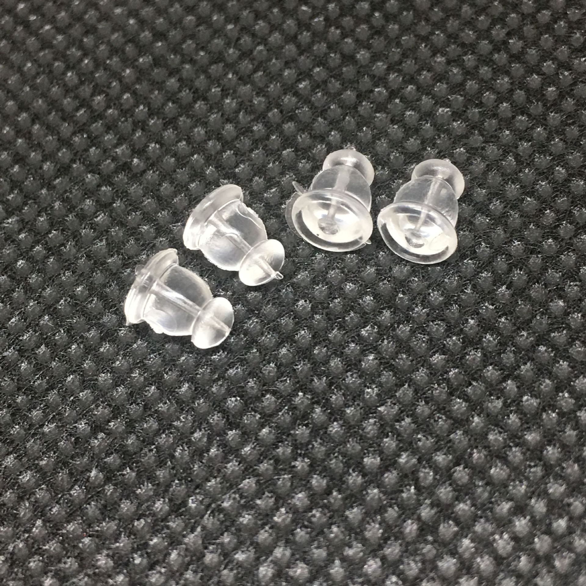 2:Cup shaped ear plugs