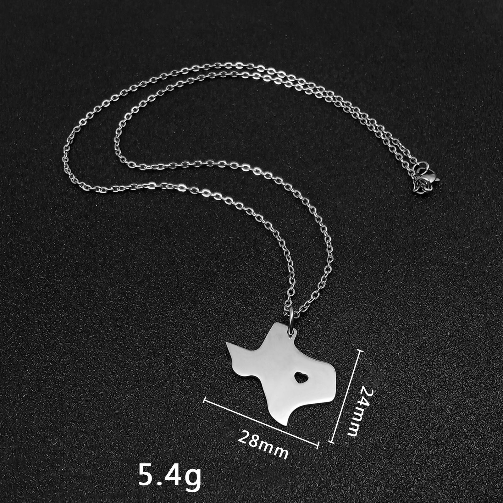 1:The pendant is approximately 28mm long and 24mm high, with a chain length of approximately 50cm