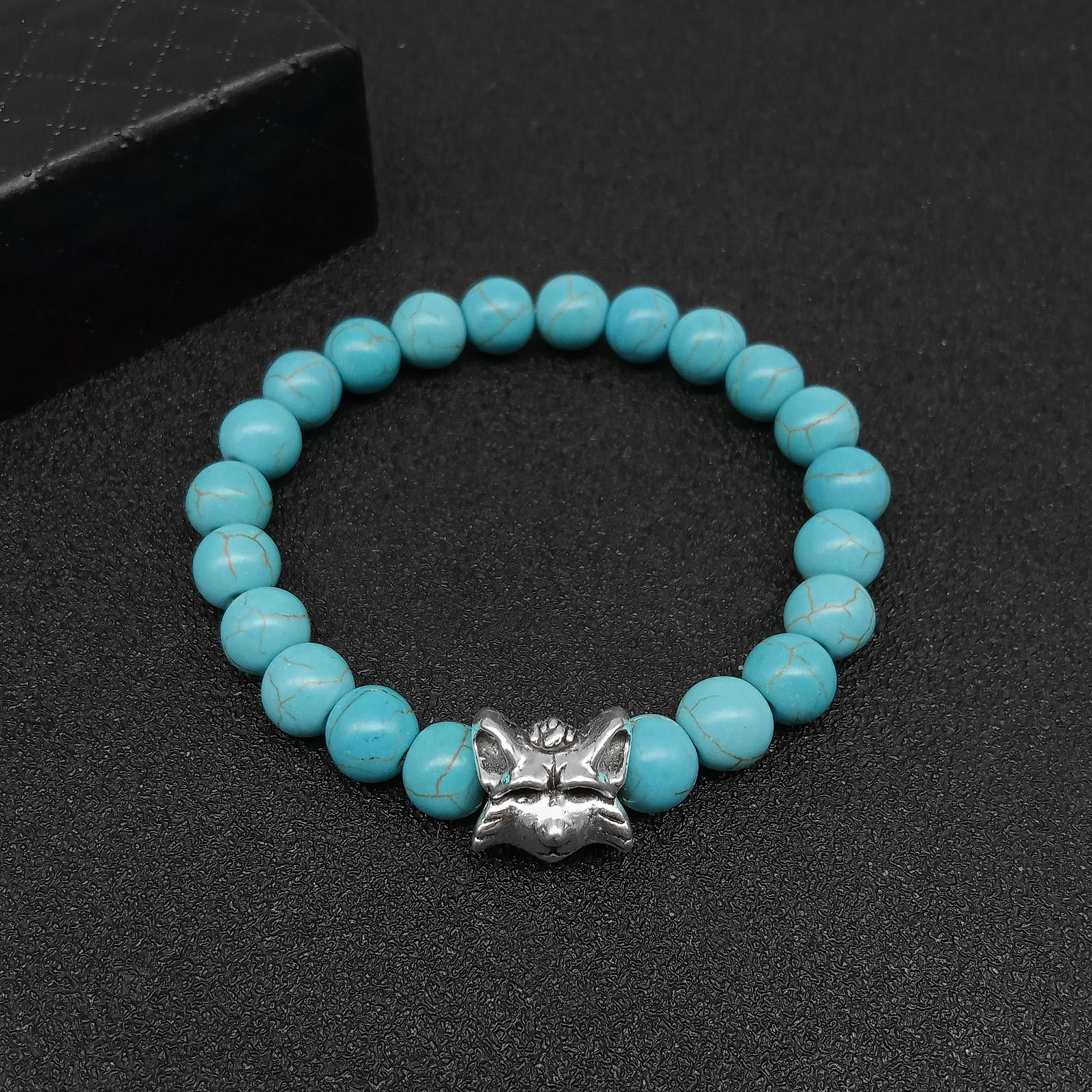 14:Fox 1 - turquoise bracelet