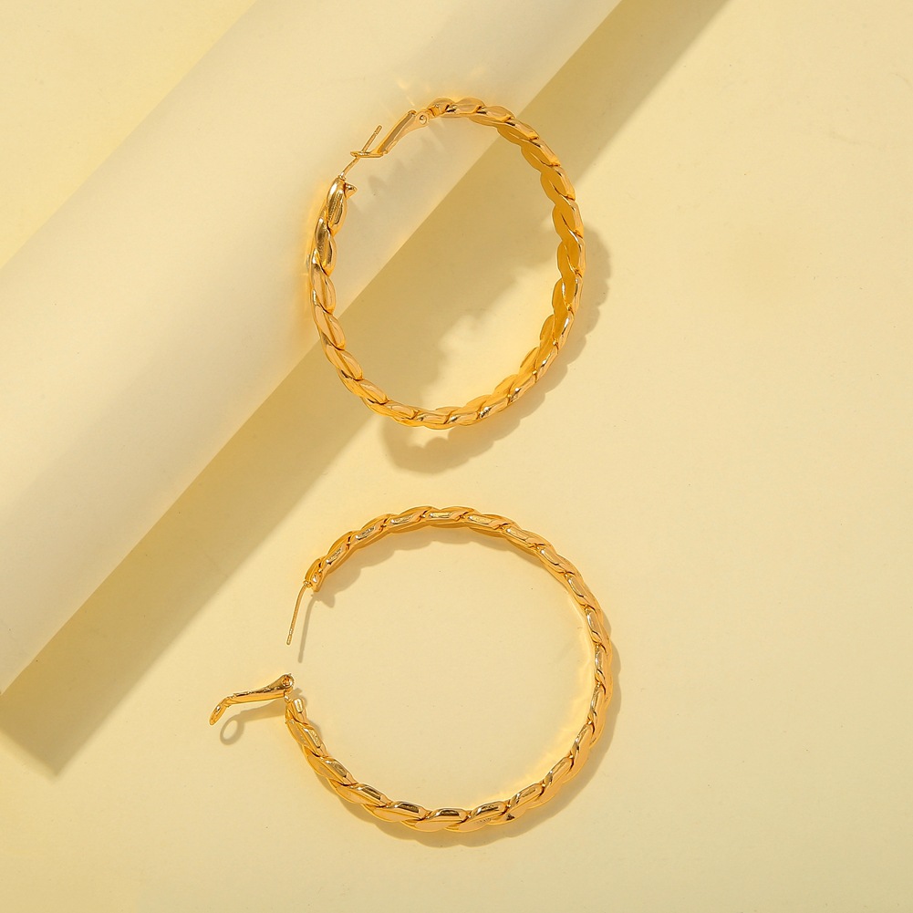 6:Circle S chain gold