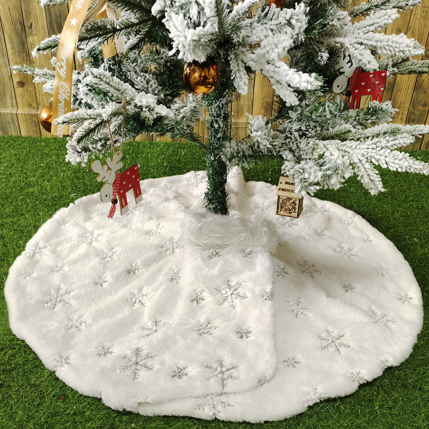 Sequins snowflake Christmas tree skirt 90cm additional Christmas stockings