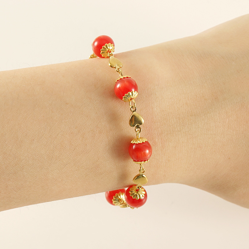 4:Pearl red five beads