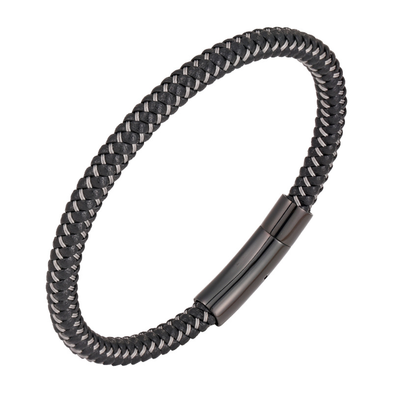 Black leather and steel wire 19cm(inner ring lengt