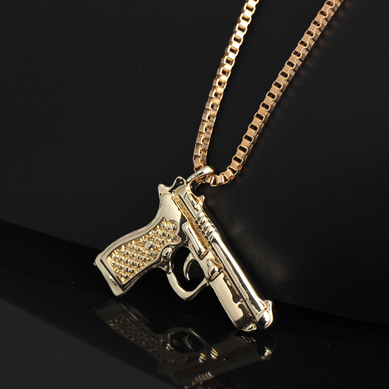 5:Gold pistol