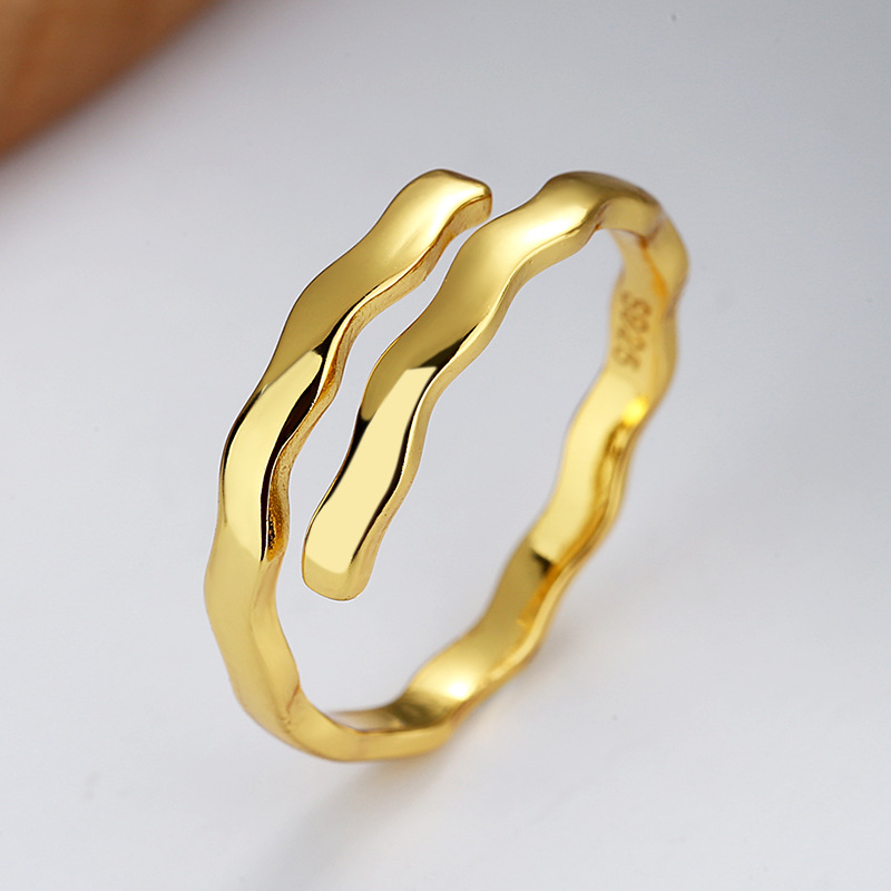 2:yellow gold