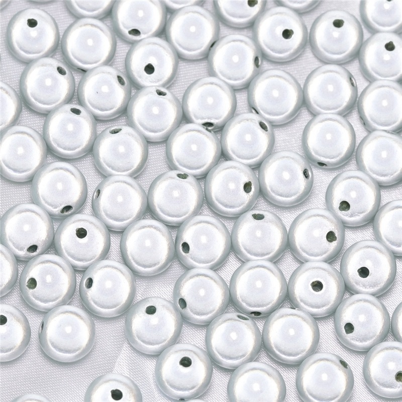 white 4mm about 200 pieces