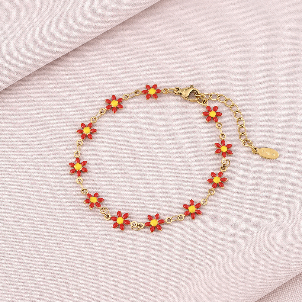 5:Red bracelet (Gold)