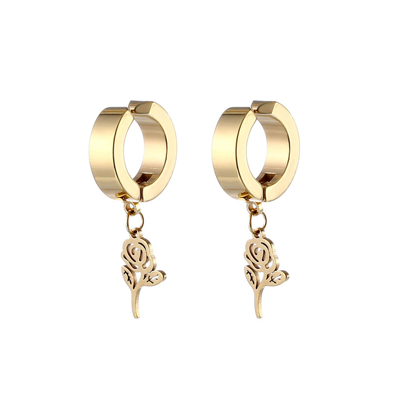 Gold ear clip