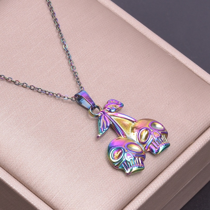5:Colorful necklace