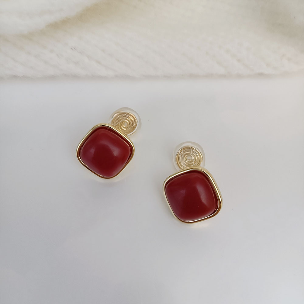 Burgundy Mosquito coil ear clip