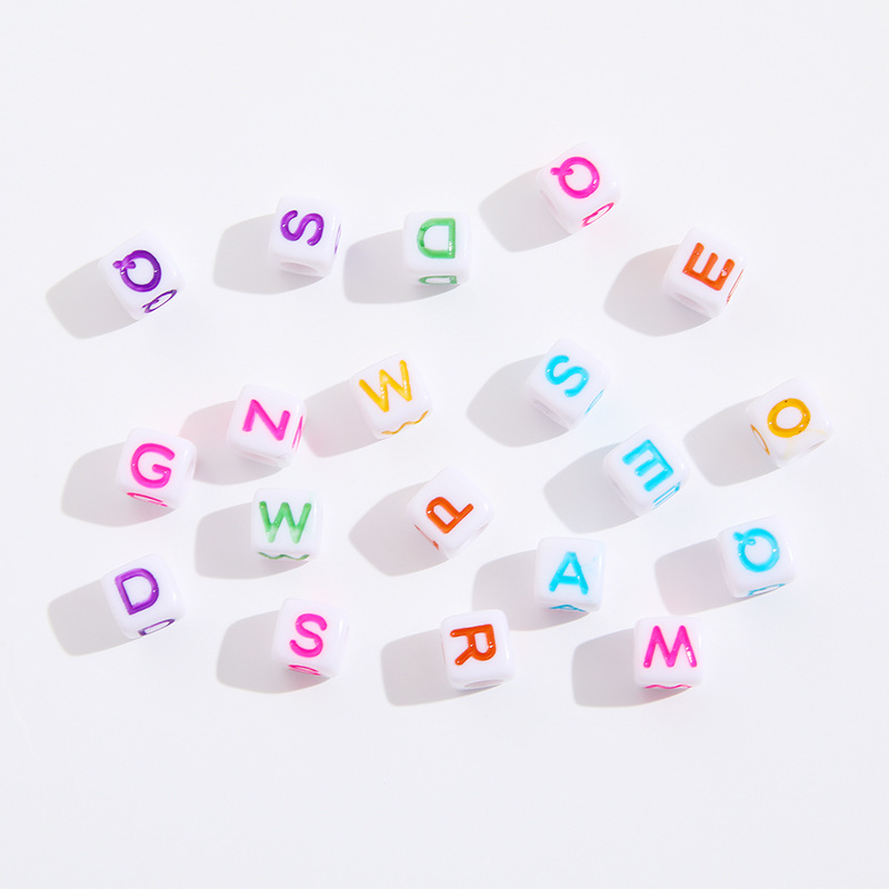 Color letters on white background 6*6mm about 3000