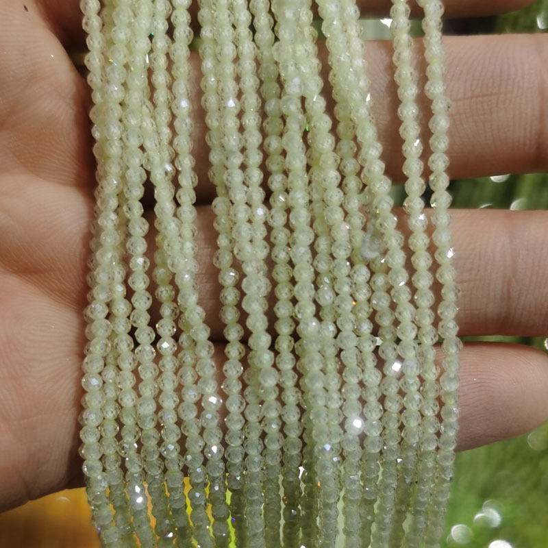 light green 2mm about 185 pieces / string