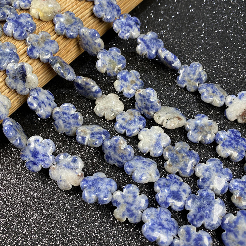 sodalite 16 * 16 * 6mm about 25 pieces