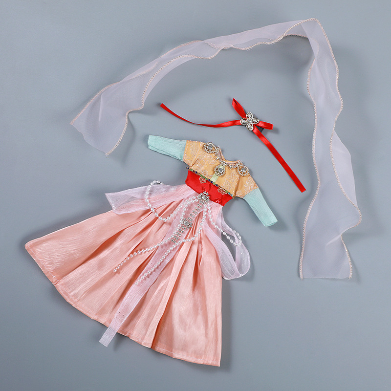 Antique girl pink long-sleeved skirt