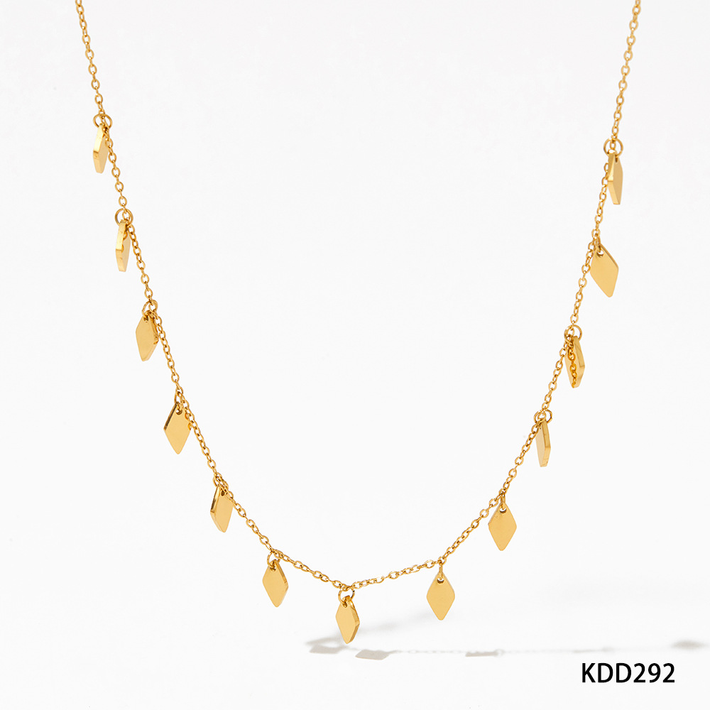 1:Gold necklace