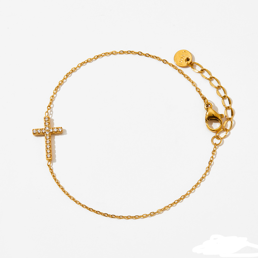 4:Gold bracelet