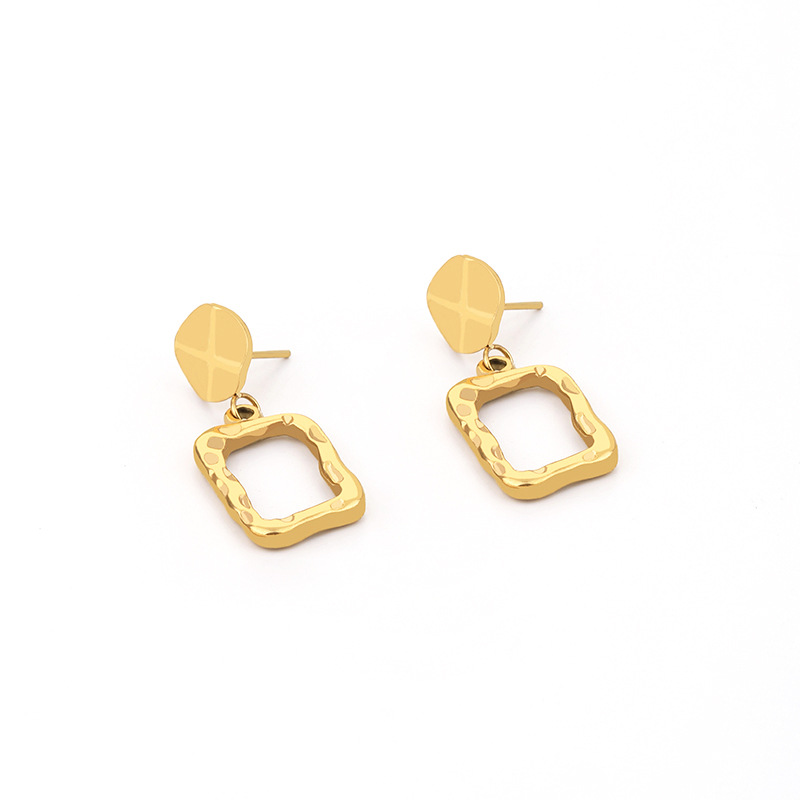 Square earrings