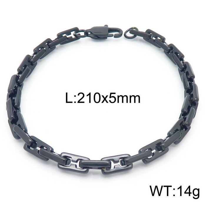 3:Black bracelet
