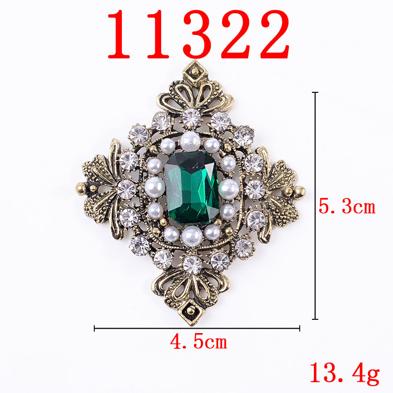 11322 gold, Hole Green Crystal-53 * 45mm