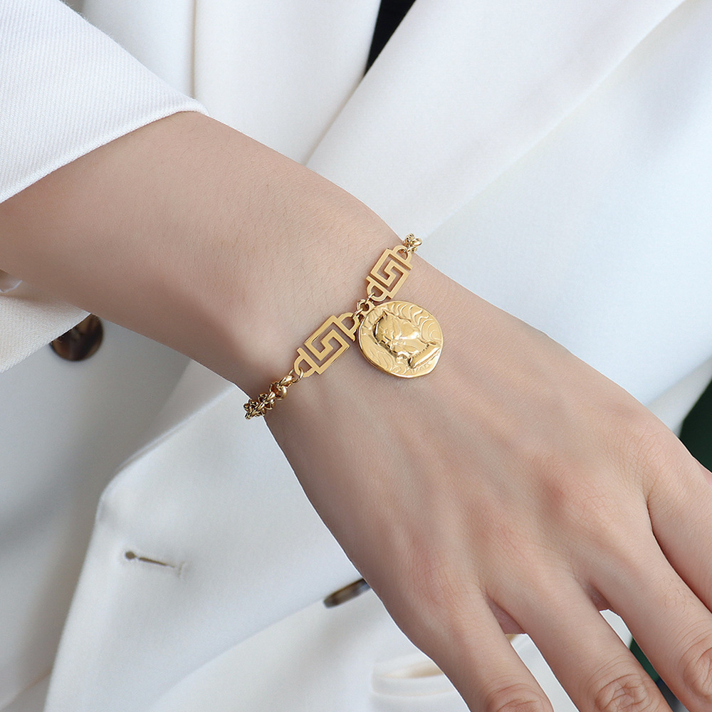 Gold bracelet