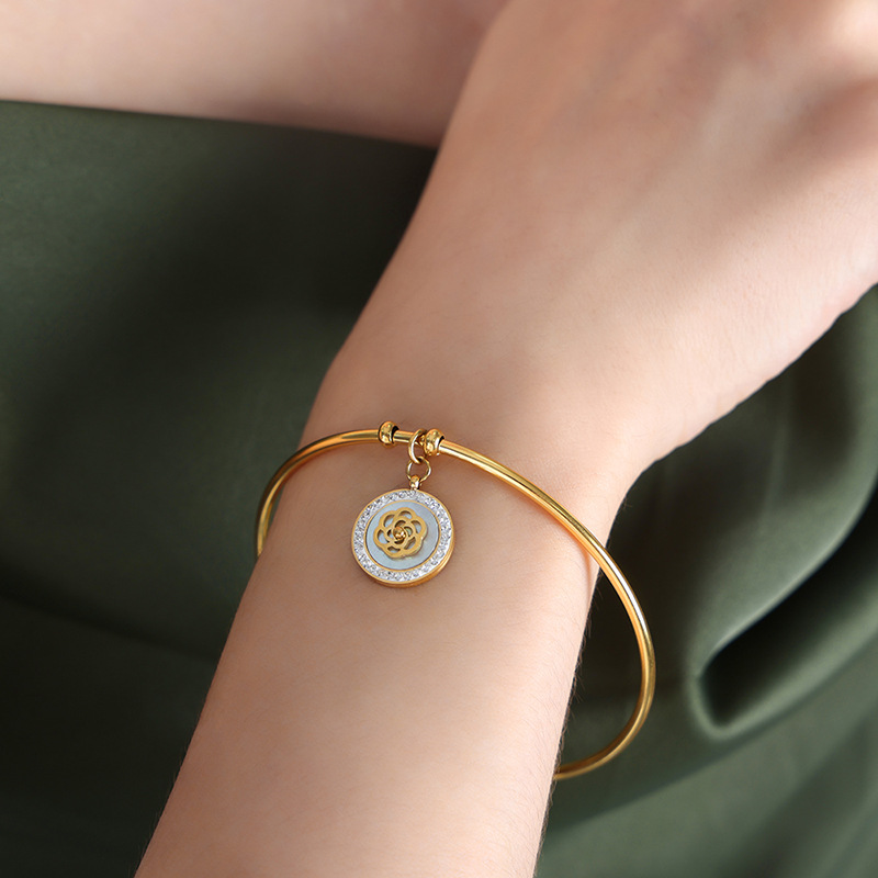 9:Z229-gold flower bracelet