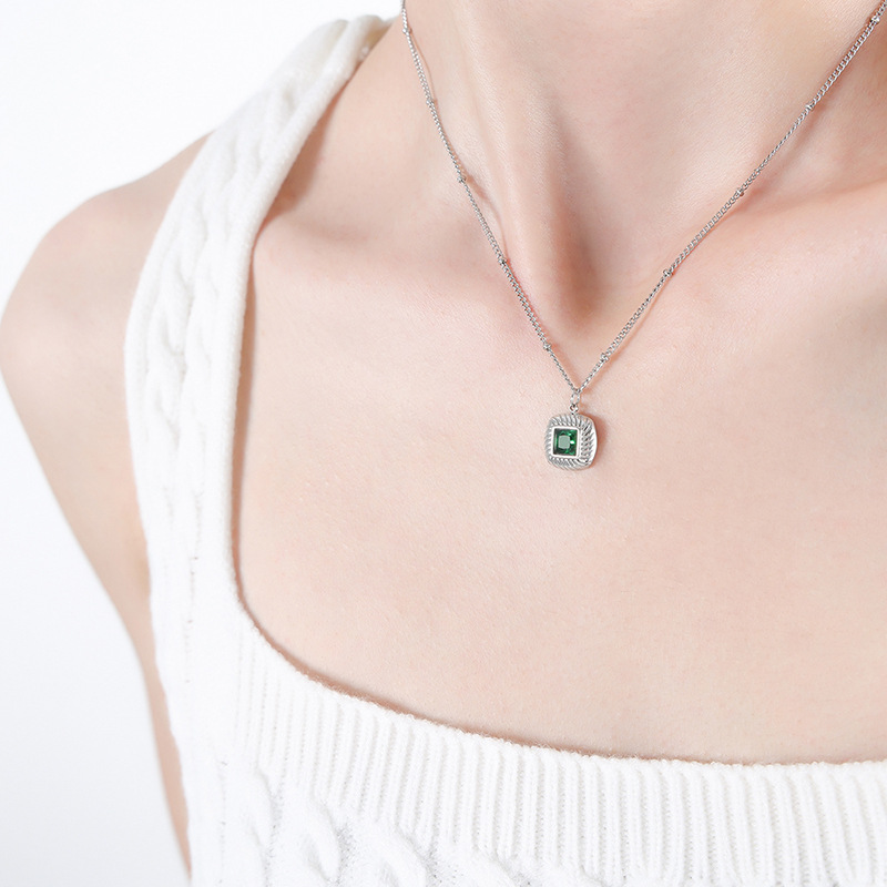 Steel Green glass stone necklace