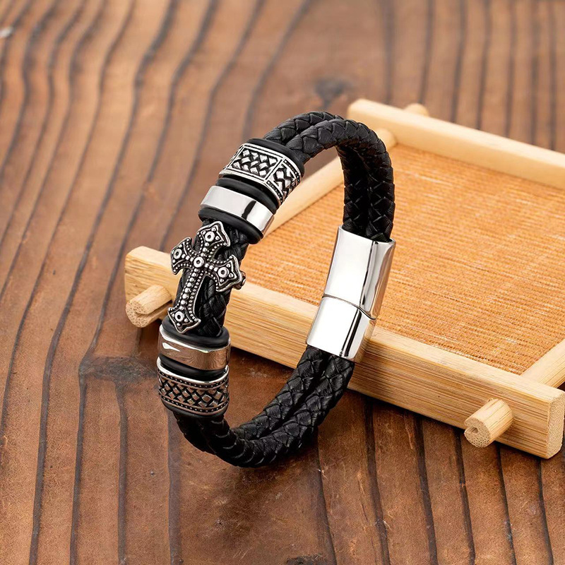 Steel + double black leather rope