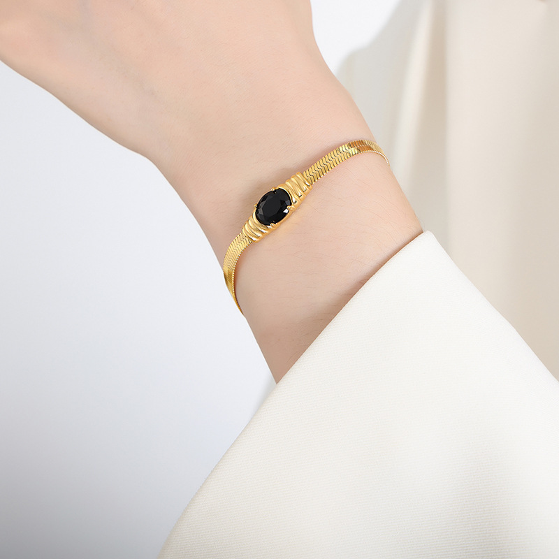 Gold Black Glass Stone bracelet