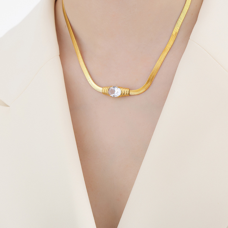 Gold white zircon necklace