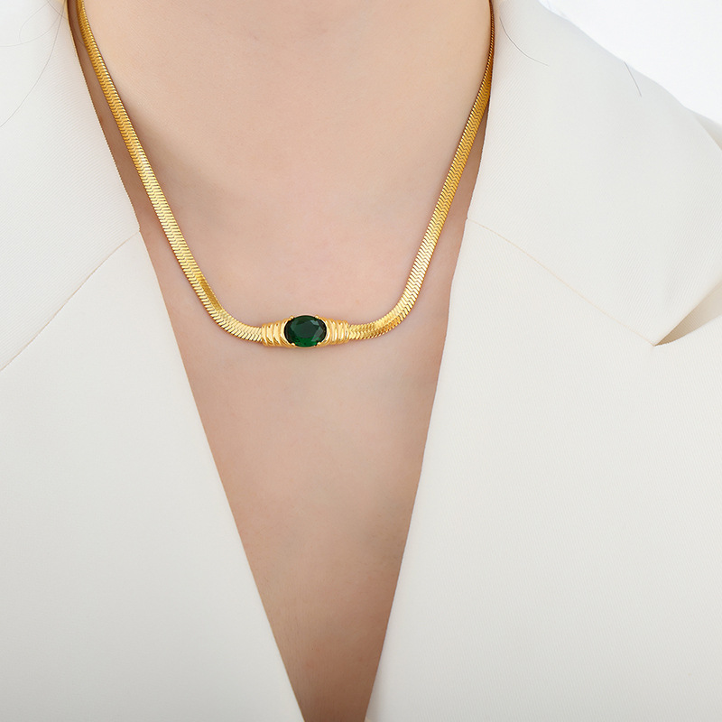 Gold emerald glass necklace
