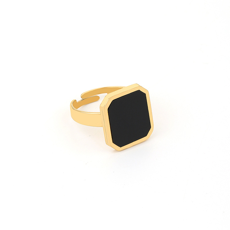 Black ring