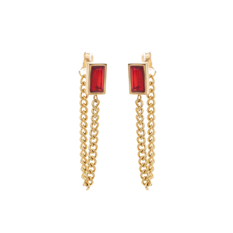 2:red earrings