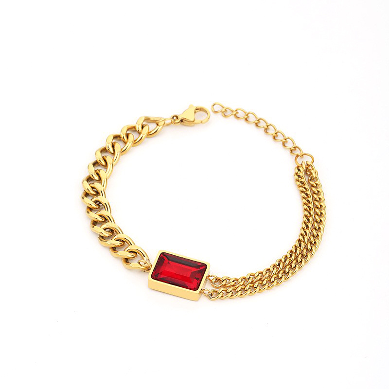 4:red bracelet
