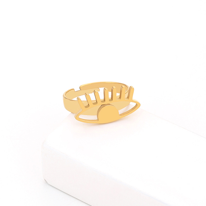 8:Gold ring