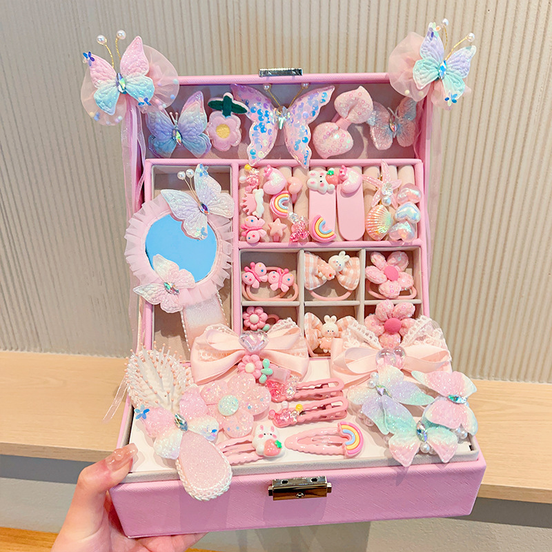 2:Pink butterfly gift box