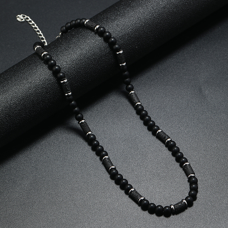 Glass beads black