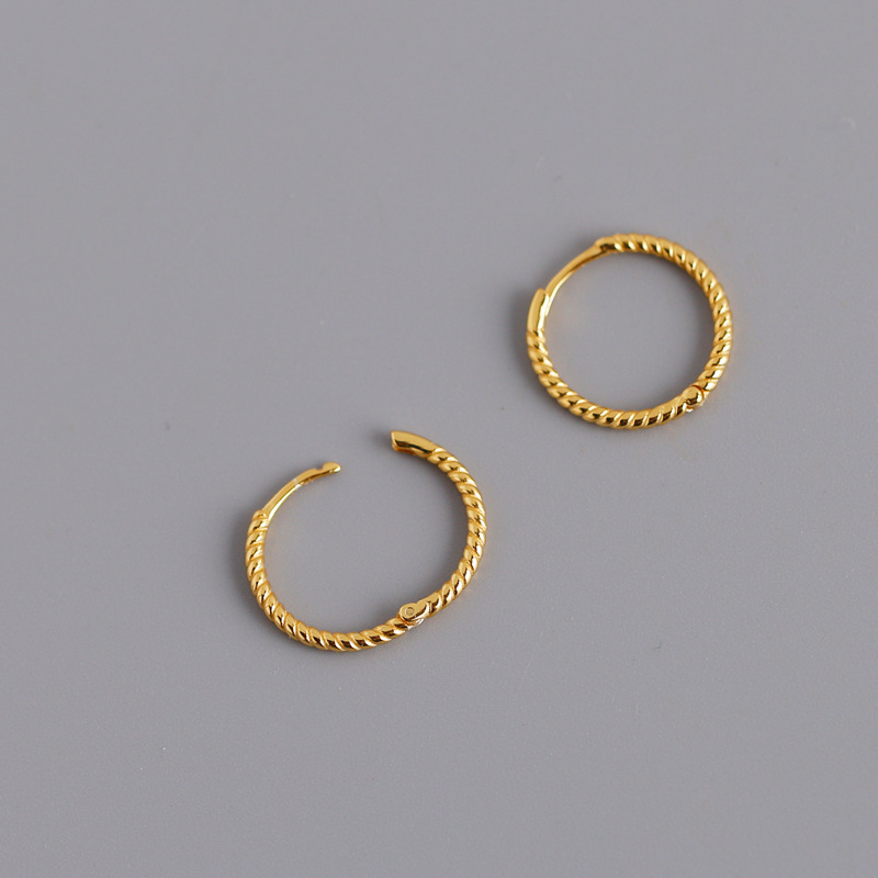 Small 18K gold
