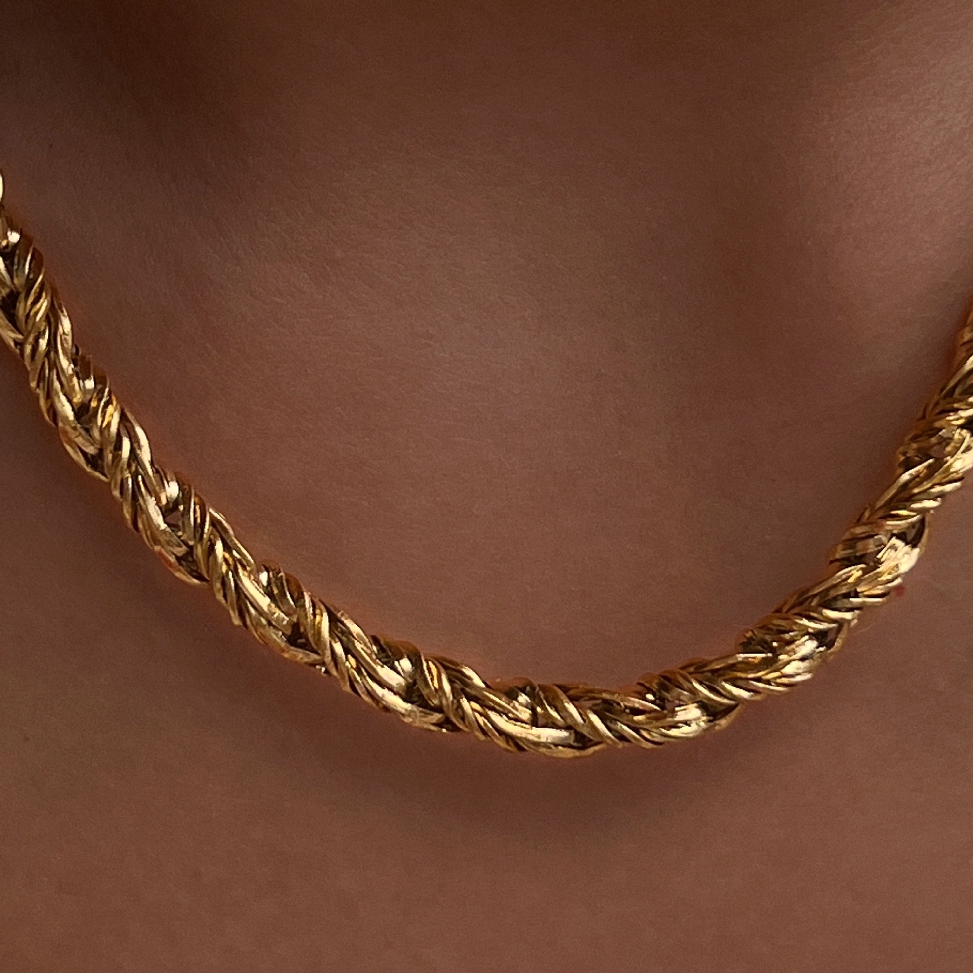 40 * 5cm necklace