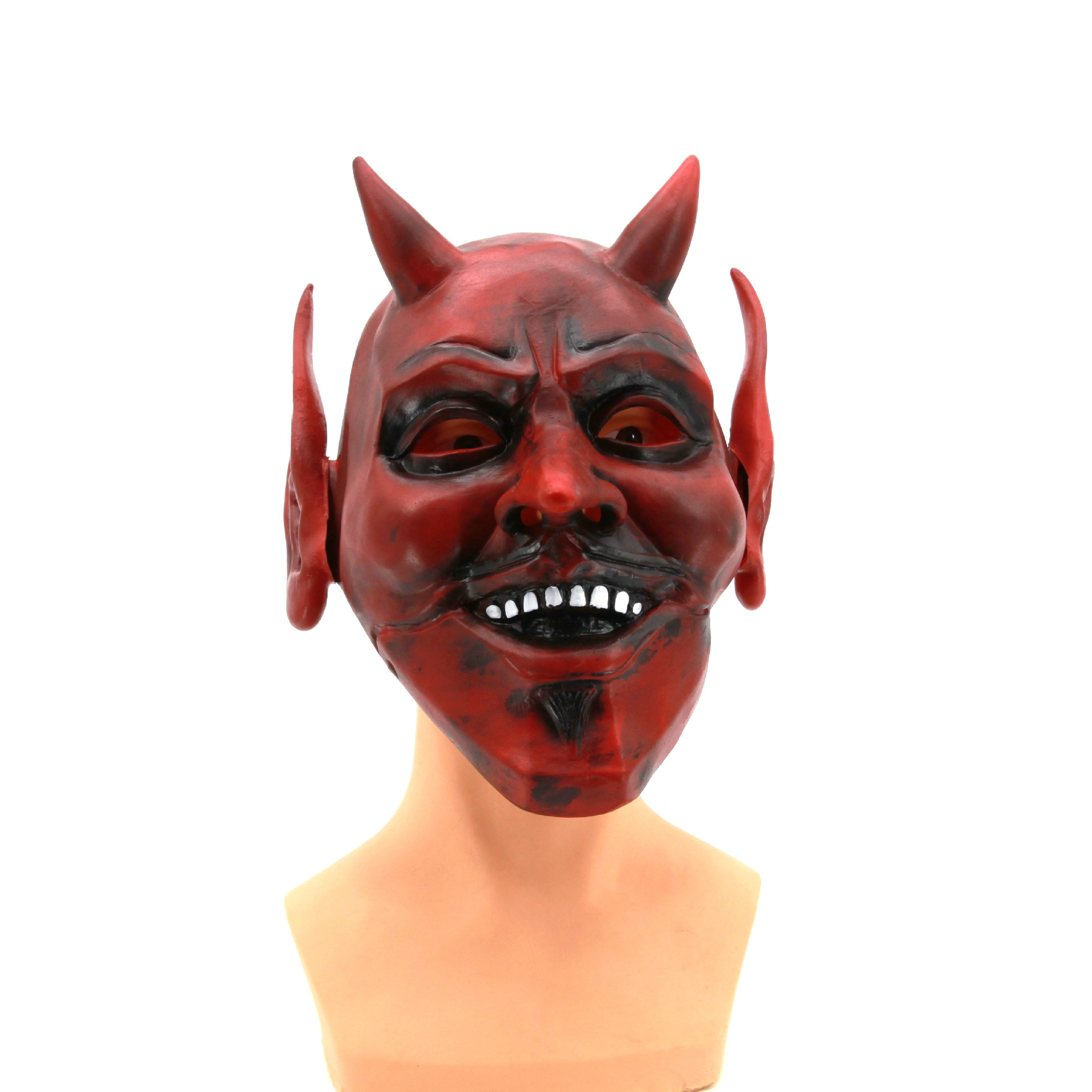 D mask with ear
