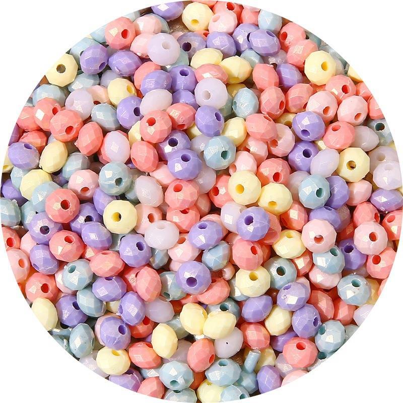 400 flat beads with a diameter of 6 mm and a thickness of 4 mm