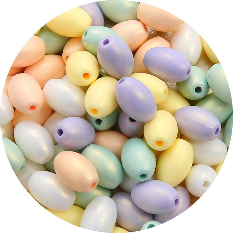 About 50 oval beads