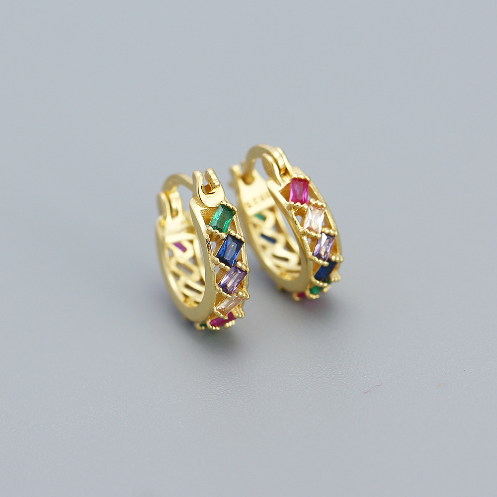 Yellow gold (colored stone)
