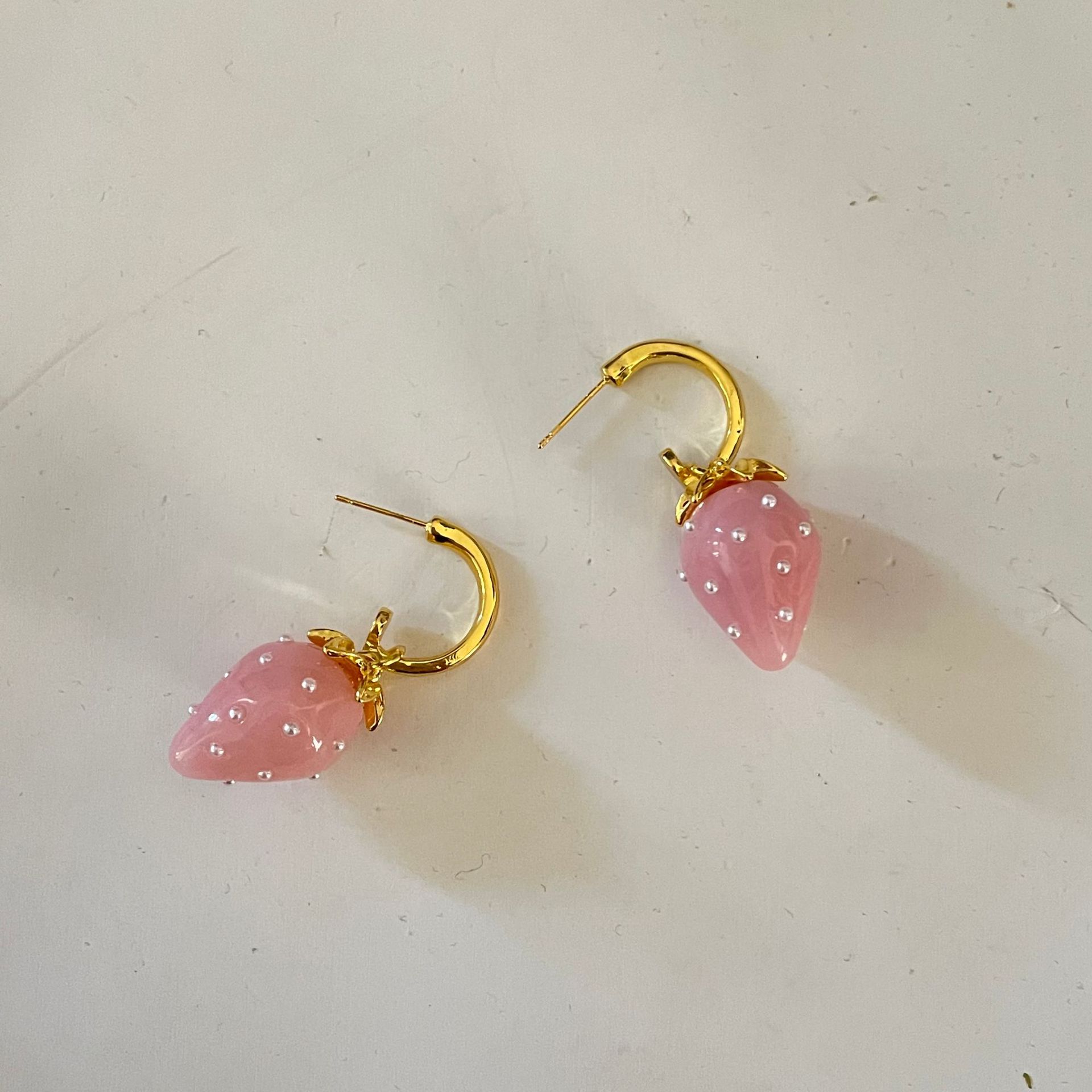 1:Strawberry EQ (Stud earrings)