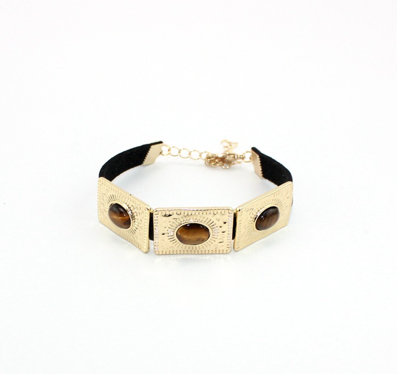 3:Tiger eye stone bracelet