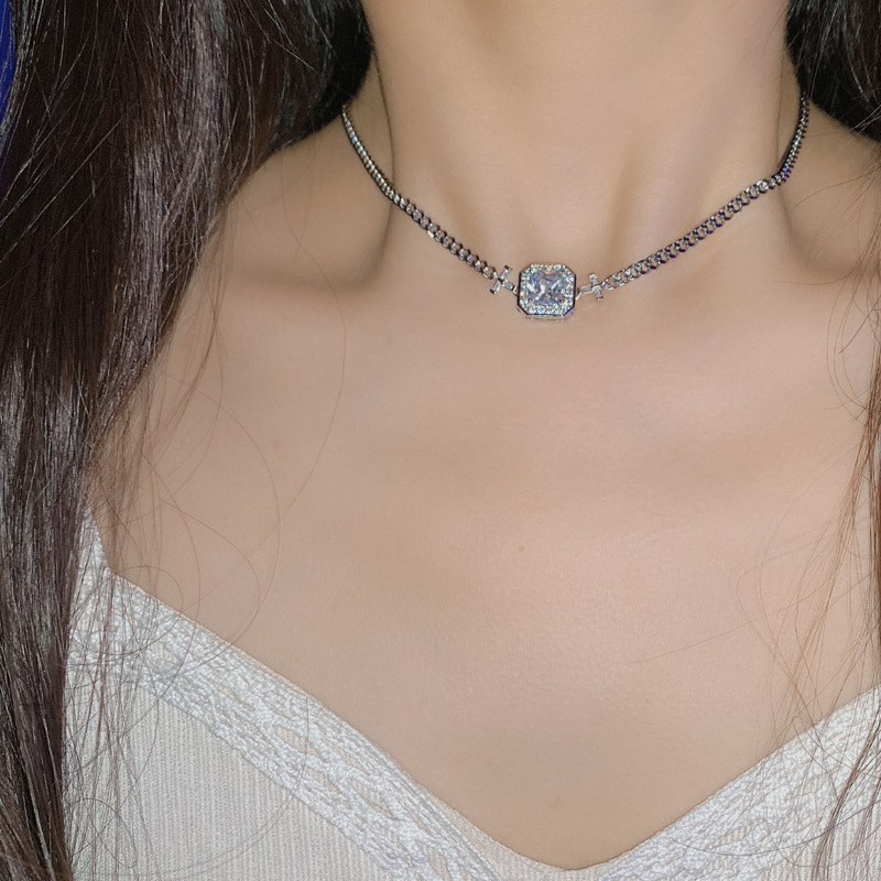 E necklace 16inch