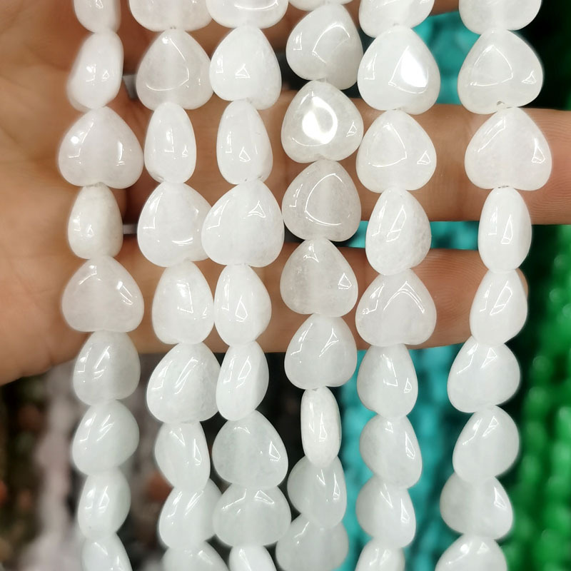 White Jade 10mm ( about 40 )