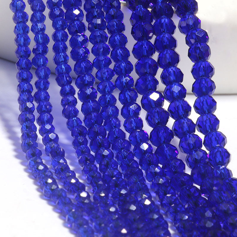 dark blue 3mm / a string of about 127 pieces