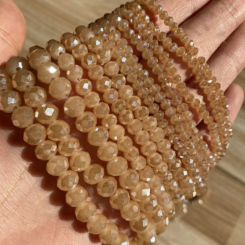 brown 3mm / a string of about 127 pieces